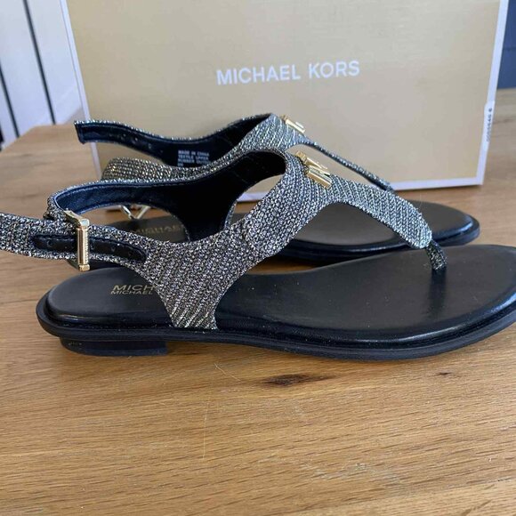 Michael Kors gold Sandals - Picture 2 of 3